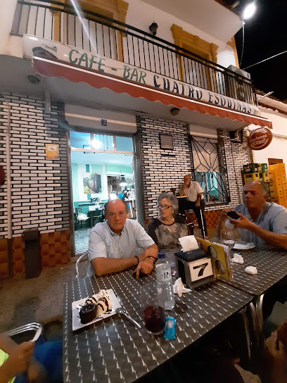 Restaurante Trébol - C. Cruces, 48, 06427 Monterrubio de la Serena, Badajoz, Spain