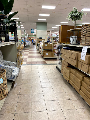 Home Goods Store «Christmas Tree Shops», reviews and photos, 393 N Central Ave, Hartsdale, NY 10530, USA