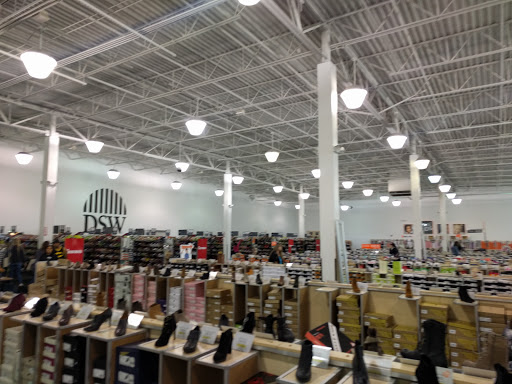 Shoe Store «DSW Designer Shoe Warehouse», reviews and photos, 3411 W Frye Rd, Chandler, AZ 85226, USA
