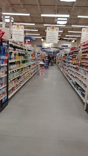 Grocery Store «Hannaford Supermarket», reviews and photos, 1127 North Ave Suite 11, Burlington, VT 05408, USA