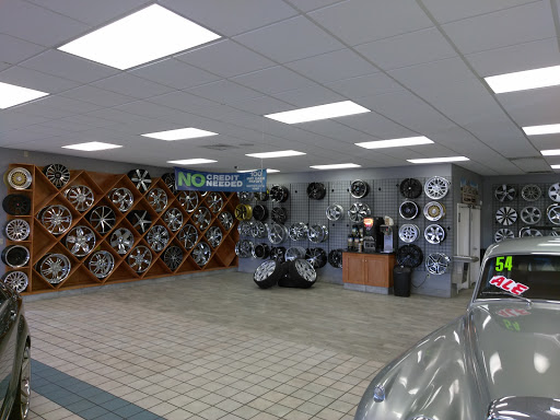 Car Dealer «Xpress Auto Mall», reviews and photos, 6333 N Dale Mabry Hwy, Tampa, FL 33614, USA