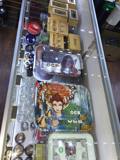 Tobacco Shop «Nirvana smoke shop», reviews and photos, 215 N Carroll Blvd, Denton, TX 76201, USA