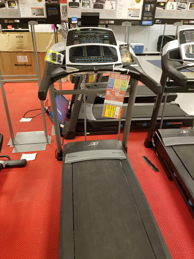 Department Store «Sears», reviews and photos, 1400 Union Tpke, New Hyde Park, NY 11040, USA