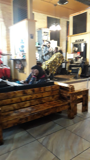 Barber Shop «Head 2 Toe Barbershop», reviews and photos, 423 5th St NW B, Cedar Rapids, IA 52405, USA