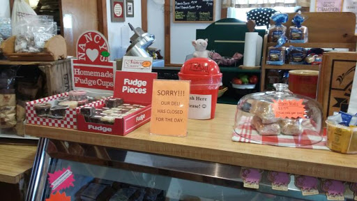 Ham Shop «Edwards Ham Shop of Surry», reviews and photos, 11381 Rolfe Hwy, Surry, VA 23883, USA