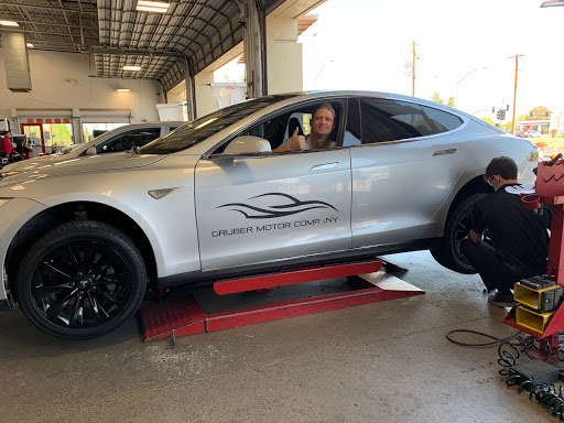 Tire Shop «Discount Tire Store - Mesa, AZ», reviews and photos, 2030 S Country Club Dr, Mesa, AZ 85210, USA