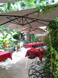 Atmosphère du Restaurant français La Bulle D En Catimini à Ferrals-les-Corbières - n°11