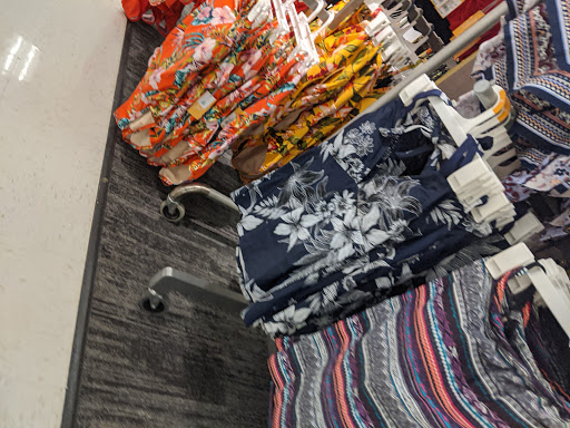 Department Store «Target», reviews and photos, 18275 Kenrick Ave, Lakeville, MN 55044, USA