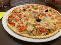Pizza du Restaurant Pizzeria Chez René à Orange - n°1
