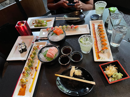RA Sushi Bar Restaurant image 4
