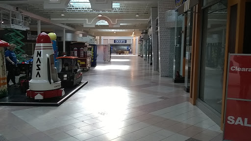 Shopping Mall «DeSoto Square Mall», reviews and photos, 303 301 Blvd W, Bradenton, FL 34205, USA