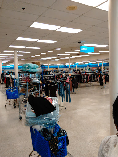 Clothing Store «Ross Dress for Less», reviews and photos, 9616 Reisterstown Rd, Garrison, MD 21117, USA