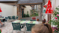 Atmosphère du Crêperie La Crêpe Rit Chez Titus à Brionne - n°1