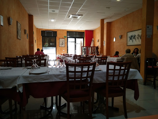 Información y opiniones sobre Restaurante Cantonés Min Yuet de Almería
