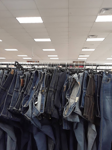 Thrift Store «Goodwill», reviews and photos