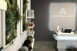 Peluquería y Estética | Pelucas y Prótesis Capilares | Ascención Alcaide image