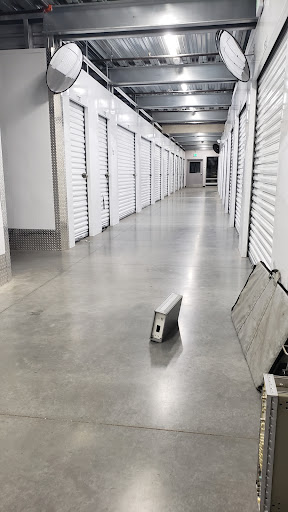 Self-Storage Facility «Alton Self Storage», reviews and photos, 2215 Alton Pkwy, Irvine, CA 92606, USA