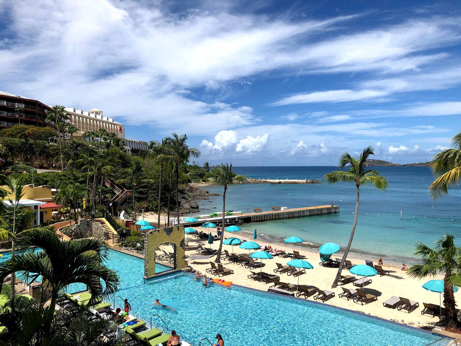 Pacquereau Bay beach'in fotoğrafı otel alanı