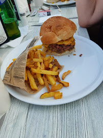 Plats et boissons du Restaurant de hamburgers PizzBurg à Lesménils - n°15