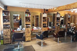 Arshia Hair Salon & Spa image
