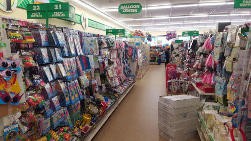 Dollar Store «Dollar Tree», reviews and photos, 2485 SW Cherry Park Rd, Troutdale, OR 97060, USA