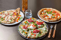 Pizza du Restaurant italien Il Capriccio à Enghien-les-Bains - n°1