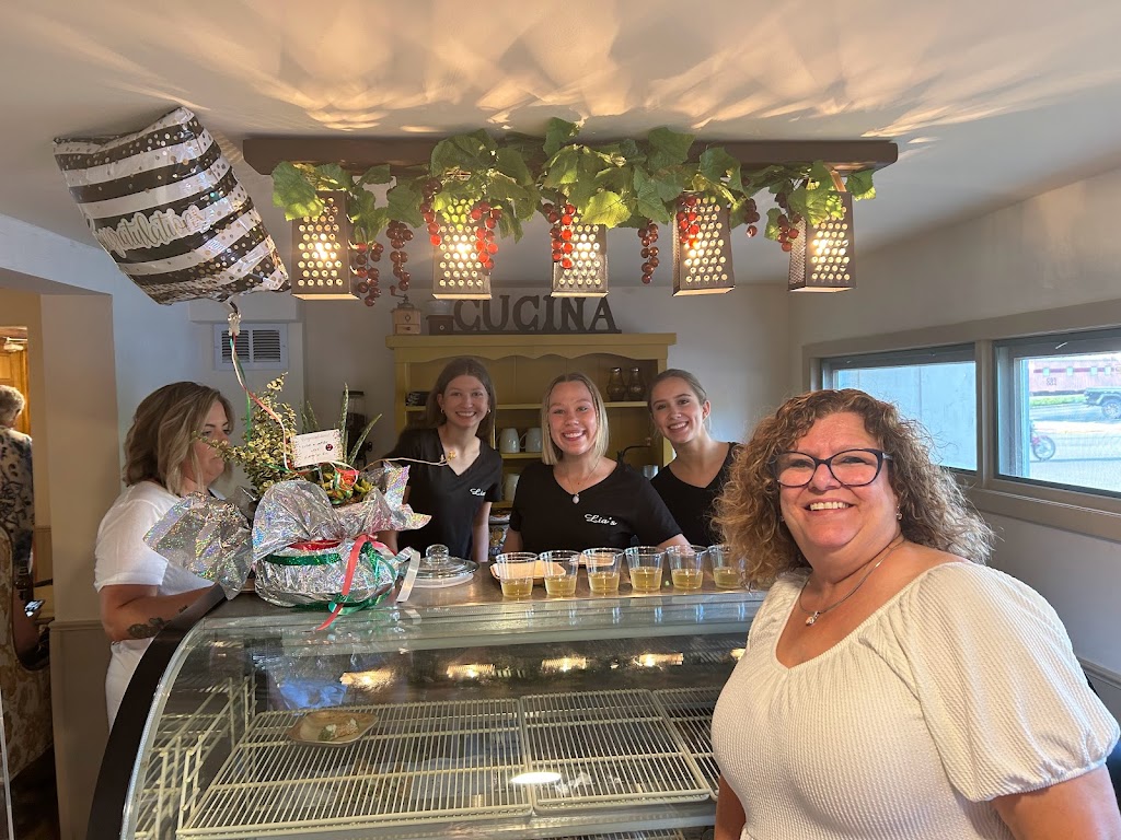 Lia's Bella Cucina 46304