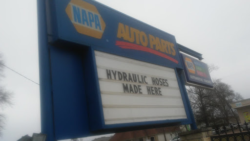 Auto Parts Store «NAPA Auto Parts - Limitless Parts Company Inc», reviews and photos, 1700 Northpark Dr, Kingwood, TX 77339, USA