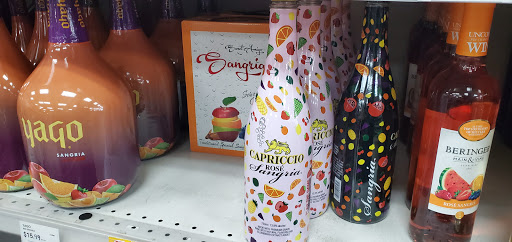 Wine Store «Liquor Town & Fine Wines», reviews and photos, 135-21 Cross Bay Blvd, Ozone Park, NY 11417, USA