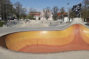 Örebro skatepark image