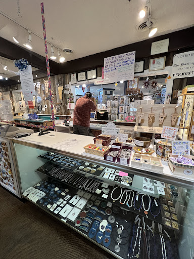 Gift Shop «Vermont Gift Barn», reviews and photos, 1087 Williston Rd, South Burlington, VT 05403, USA