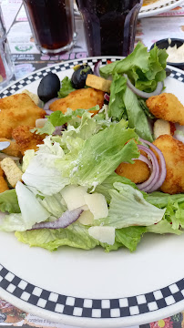 Salade grecque du Restaurant américain Tommy's Diner à Moulins-lès-Metz - n°2