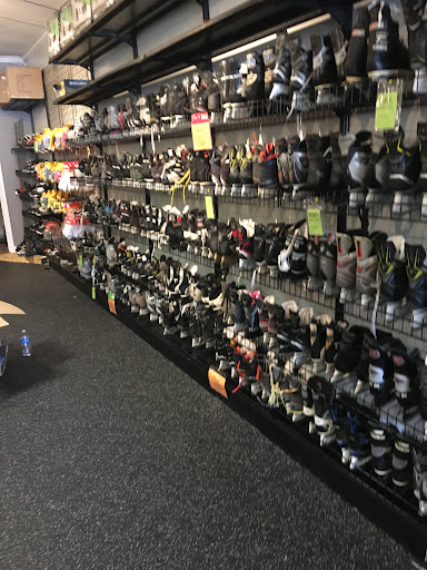 Sporting Goods Store «Play It Again Sports», reviews and photos, 4733 Great Northern Blvd, North Olmsted, OH 44070, USA