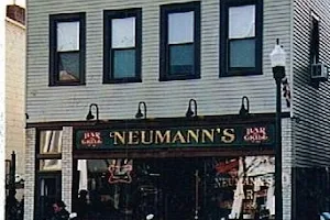Neumanns Bar image