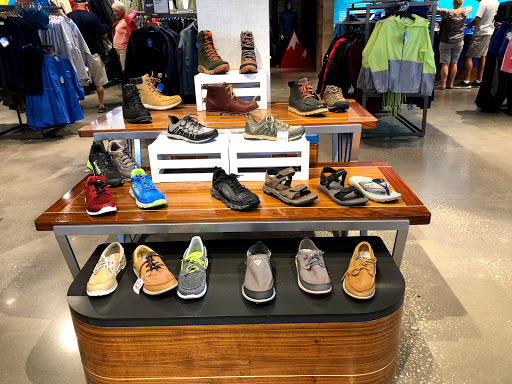 Sportswear Store «Columbia PFG at Disney Springs», reviews and photos, 1520 Buena Vista Dr, Orlando, FL 32836, USA