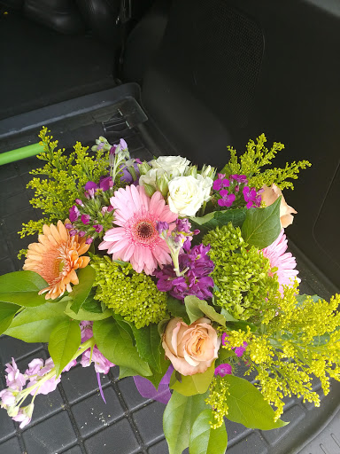 Florist «Pretty Petals Florist», reviews and photos, 6865 S Elati St, Littleton, CO 80120, USA