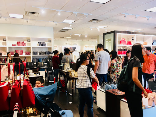 Fashion Accessories Store «Michael Kors», reviews and photos, 1800 Sawgrass Mills Cir #2630, Sunrise, FL 33323, USA
