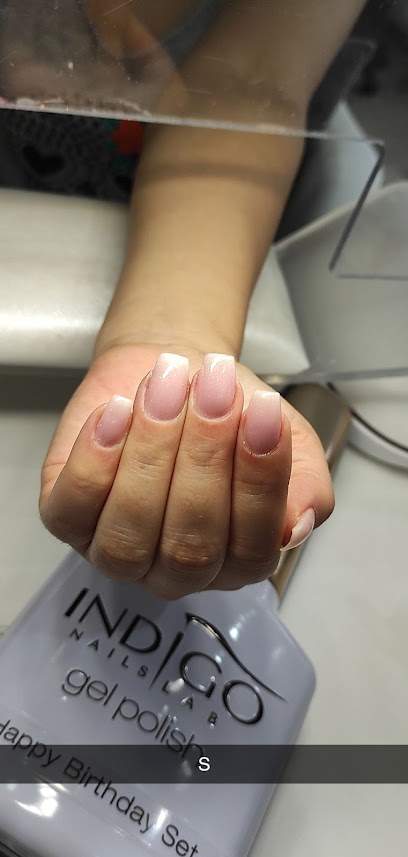 l'afé des ongles