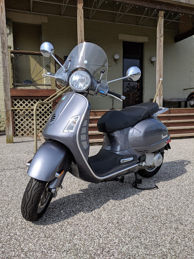 Motor Scooter Dealer «Metro Scooter», reviews and photos, 3716 Montgomery Rd, Cincinnati, OH 45207, USA