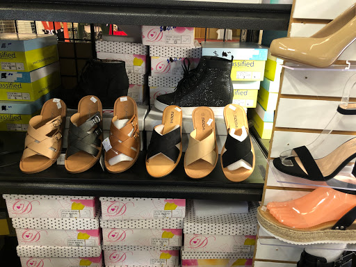 Discount Store «Rialto Discount Mall», reviews and photos, 463 E Foothill Blvd, Rialto, CA 92376, USA