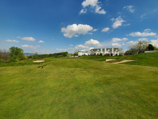 Golf Course «Morgan Hill Golf Course», reviews and photos, 100 Clubhouse Dr, Easton, PA 18042, USA