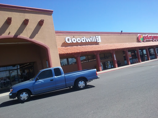 Thrift Store «Goodwill», reviews and photos, 1840 Lee Trevino Dr #504, El Paso, TX 79936, USA