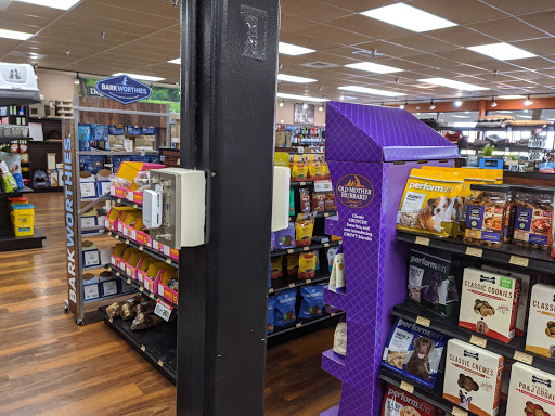 Pet Supply Store «Pet Valu», reviews and photos, 2315 Hanover Pike, Hampstead, MD 21074, USA