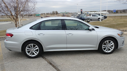 Car Dealer «Dewey Ford», reviews and photos, 3055 SE Delaware Ave, Ankeny, IA 50021, USA