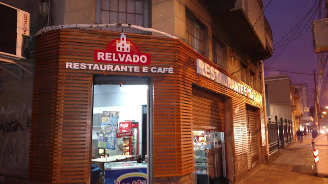 Relvado Restaurante e Café