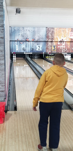 Bowling Alley «Air Lanes Bowling Center», reviews and photos, 4200 Fleur Dr, Des Moines, IA 50321, USA