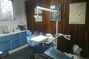 Esthetic Dental Center (Clínica Dental en Guatemala) image
