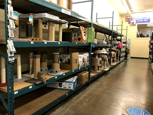 Pet Supply Store «Petco Animal Supplies», reviews and photos, 1820a W Uintah St, Colorado Springs, CO 80904, USA