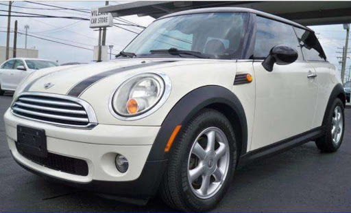 Used Car Dealer «Village Car Store», reviews and photos, 1390 Courtright Rd, Columbus, OH 43227, USA