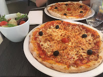 Pizza du Restaurant français Le Comptoir Lounge à Magny-le-Hongre - n°4